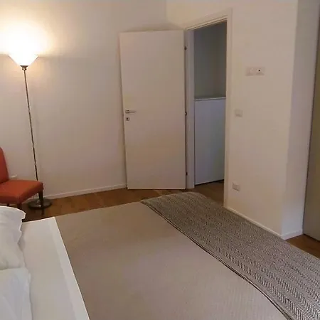 Via Genova 31 Appartement